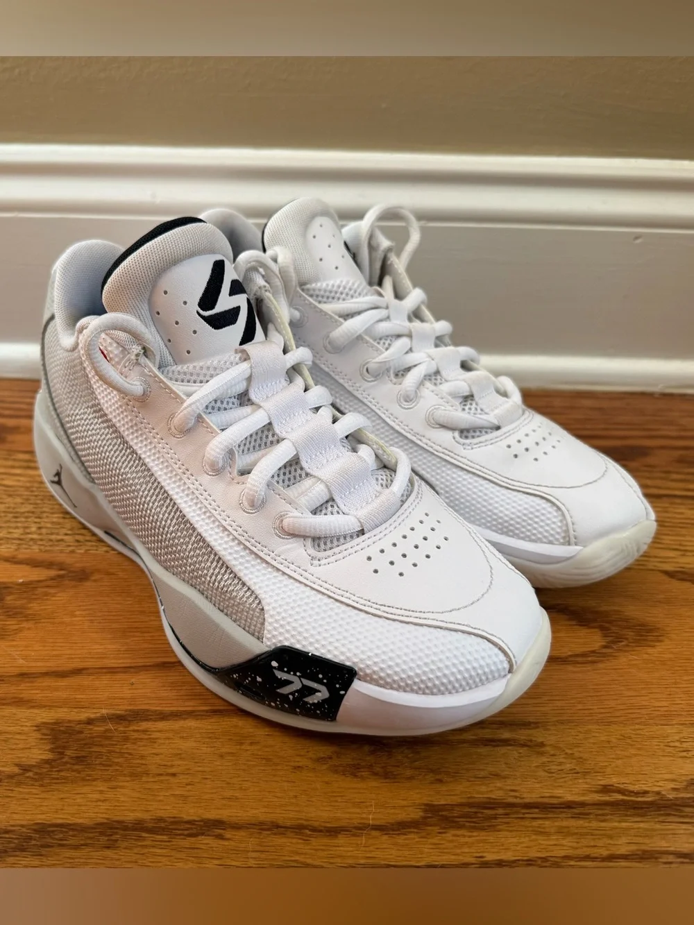 Jordan Kids' Luka .77 Basketball Shoes